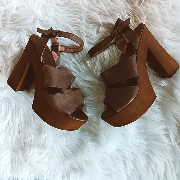 Musse & Cloud Shoes - Musse & Cloud Brown Leather Bohemian Platform Wooden Heel Sandals Size 39 | 8